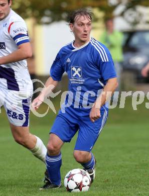 Fussball Unterliga Ost. SG SAK Amateure gegen Ruden.  Robert Sadnek-Perchtold (Ruden). Wiederndorf, am 6.10.2013.
Foto: Kuess
---
pressefotos, pressefotografie, kuess, qs, qspictures, sport, bild, bilder, bilddatenbank