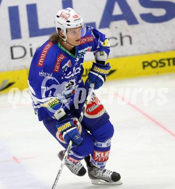 EBEL. Eishockey Bundesliga. EC VSV gegen HC TWK Innsbruck. Michael Forney (VSV). Villach, am 8.10..2013.
Foto: Kuess 


---
pressefotos, pressefotografie, kuess, qs, qspictures, sport, bild, bilder, bilddatenbank