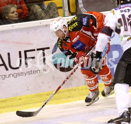 EBEL. Eishockey Bundesliga. KAC gegen SAPA Fehervar AV19. Colton Fretter,  (KAC). Klagenfurt, am 8.10.2013
Foto: Kuess 

---
pressefotos, pressefotografie, kuess, qs, qspictures, sport, bild, bilder, bilddatenbank