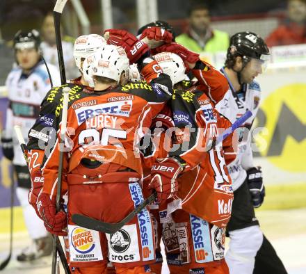 EBEL. Eishockey Bundesliga. KAC gegen SAPA Fehervar AV19. Torjubel  (KAC). Klagenfurt, am 8.10.2013
Foto: Kuess 

---
pressefotos, pressefotografie, kuess, qs, qspictures, sport, bild, bilder, bilddatenbank