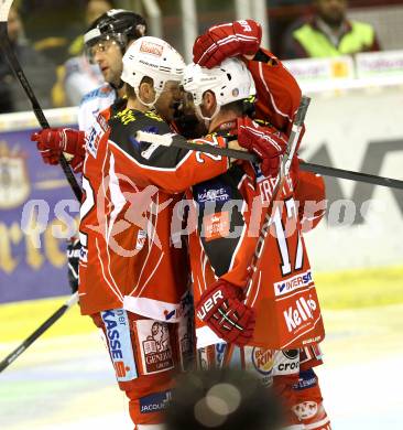 EBEL. Eishockey Bundesliga. KAC gegen SAPA Fehervar AV19. Torjubel   Colton Fretter, Thomas Poeck (KAC). Klagenfurt, am 8.10.2013
Foto: Kuess 

---
pressefotos, pressefotografie, kuess, qs, qspictures, sport, bild, bilder, bilddatenbank