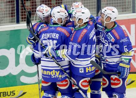 EBEL. Eishockey Bundesliga. EC VSV gegen HC TWK Innsbruck. Jubel Derek Ryan, Markus Peintner, Cole Jarrett, John Hughes, Gerhard Unterluggauer (VSV). Villach, am 8.10..2013.
Foto: Kuess 


---
pressefotos, pressefotografie, kuess, qs, qspictures, sport, bild, bilder, bilddatenbank