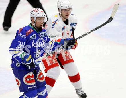 EBEL. Eishockey Bundesliga. EC VSV gegen HCB Suedtirol. Markus Peintner,  (VSV), Joseph Charlebois (Bozen). Villach, am 11.10..2013.
Foto: Kuess 


---
pressefotos, pressefotografie, kuess, qs, qspictures, sport, bild, bilder, bilddatenbank