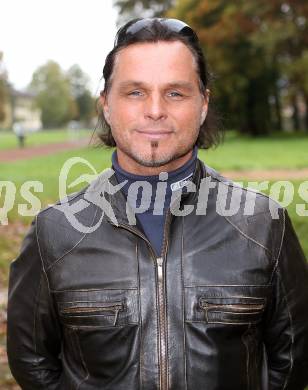 Fussball 1. KLasse C. Trainer Mario Loritsch (HSV). Klagenfurt, am 12.10.2013.
Foto: Kuess
---
pressefotos, pressefotografie, kuess, qs, qspictures, sport, bild, bilder, bilddatenbank