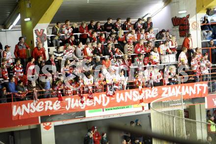 EBEL. Eishockey Bundesliga. KAC gegen EC Red Bull Salzburg. Fans (KAC). Klagenfurt, am 13.10.2013
Foto: Kuess 

---
pressefotos, pressefotografie, kuess, qs, qspictures, sport, bild, bilder, bilddatenbank