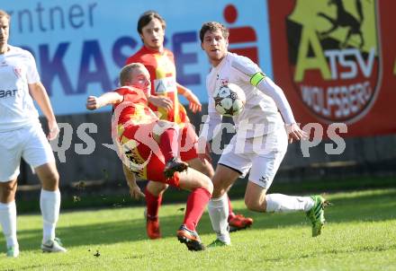 Fussball Kaerntner Liga. ATSV Wolfsberg gegen ATUS Ferlach. Marcel Stoni, (Wolfsberg), Markus Dixer  (Ferlach). Wolfsberg, 13.10.2013.
Foto: Kuess
---
pressefotos, pressefotografie, kuess, qs, qspictures, sport, bild, bilder, bilddatenbank