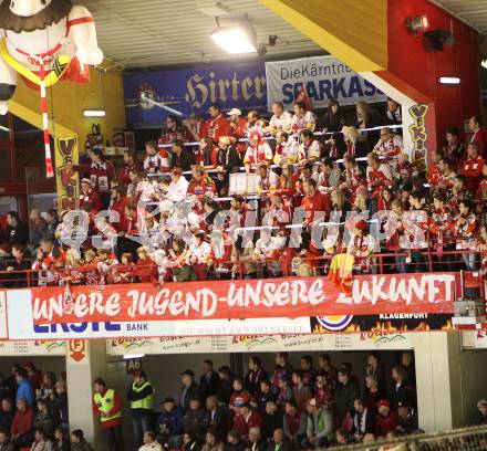 EBEL. Eishockey Bundesliga. KAC gegen EC Red Bull Salzburg. Fans (KAC). Klagenfurt, am 13.10.2013
Foto: Kuess 

---
pressefotos, pressefotografie, kuess, qs, qspictures, sport, bild, bilder, bilddatenbank