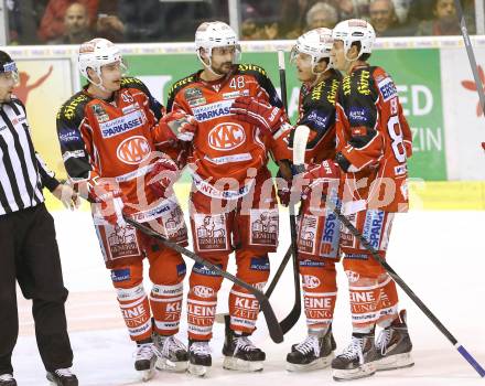 EBEL. Eishockey Bundesliga. KAC gegen HC TWK Innsbruck Die Haie. Torjubel Manuel Geier, Florian Iberer, Maximilian Isopp, David Schuller (KAC). Klagenfurt, am 18.10.2013.
Foto: Kuess
---
pressefotos, pressefotografie, kuess, qs, qspictures, sport, bild, bilder, bilddatenbank