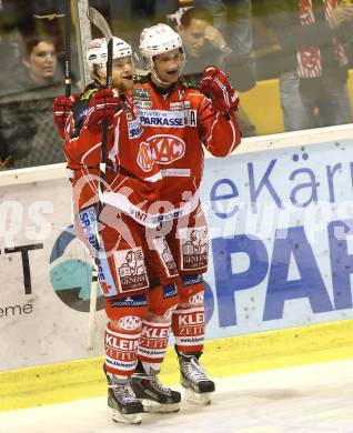 EBEL. Eishockey Bundesliga. KAC gegen HC TWK Innsbruck Die Haie. Torjubel Markus Pirmann, Johannes Reichel (KAC). Klagenfurt, am 18.10.2013.
Foto: Kuess
---
pressefotos, pressefotografie, kuess, qs, qspictures, sport, bild, bilder, bilddatenbank