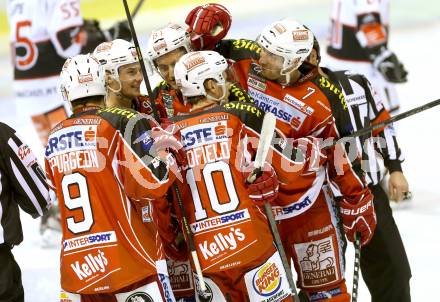 EBEL. Eishockey Bundesliga. KAC gegen HC TWK Innsbruck. Torjubel Maximilian Isopp, Herbert Ratz, Philipp Kreuzer, Tyler Spurgeon, Tyler Scofield (KAC). Klagenfurt, am 18.10.2013
Foto: Kuess 

---
pressefotos, pressefotografie, kuess, qs, qspictures, sport, bild, bilder, bilddatenbank