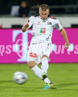 Fussball Bundesliga. RZ Pellets WAC gegen SC Wiener Neustadt. Manuel Kerhe (WAC). Wolfsberg, am 19.10.2013.
Foto: Kuess
---
pressefotos, pressefotografie, kuess, qs, qspictures, sport, bild, bilder, bilddatenbank