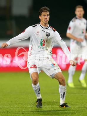 Fussball Bundesliga. RZ Pellets WAC gegen SC Wiener Neustadt. Christian Falk (WAC). Wolfsberg, am 19.10.2013.
Foto: Kuess
---
pressefotos, pressefotografie, kuess, qs, qspictures, sport, bild, bilder, bilddatenbank