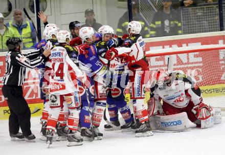 EBEL. Eishockey Bundesliga. EC VSV gegen KAC.  Rauferei. Villach, am 22.10..2013.
Foto: Kuess 


---
pressefotos, pressefotografie, kuess, qs, qspictures, sport, bild, bilder, bilddatenbank