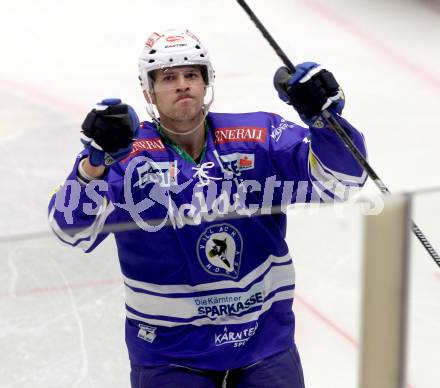 EBEL. Eishockey Bundesliga. EC VSV gegen KAC. Torjubel Mario Altmann (VSV). Villach, am 22.10..2013.
Foto: Kuess 


---
pressefotos, pressefotografie, kuess, qs, qspictures, sport, bild, bilder, bilddatenbank