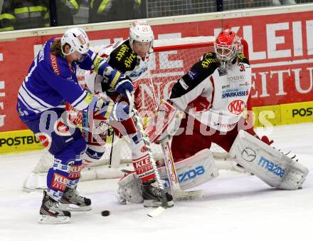 EBEL. Eishockey Bundesliga. EC VSV gegen KAC.  Daniel Nageler, (VSV), Kirk Furey, Fabian Weinhandl  (KAC). Villach, am 22.10..2013.
Foto: Kuess 


---
pressefotos, pressefotografie, kuess, qs, qspictures, sport, bild, bilder, bilddatenbank