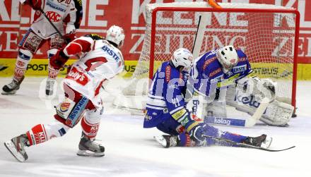 EBEL. Eishockey Bundesliga. EC VSV gegen KAC.  Mario Altmann, Jean Philippe Lamoureux,  (VSV), Martin Schumnig (KAC). Villach, am 22.10..2013.
Foto: Kuess 


---
pressefotos, pressefotografie, kuess, qs, qspictures, sport, bild, bilder, bilddatenbank