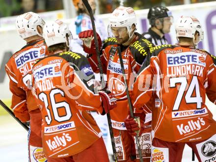 EBEL. Eishockey Bundesliga. KAC gegen EHC LIWEST Linz. Torjubel Florian Iberer, Andreas Noedl (KAC). Klagenfurt, am 25.10.2013
Foto: Kuess 

---
pressefotos, pressefotografie, kuess, qs, qspictures, sport, bild, bilder, bilddatenbank