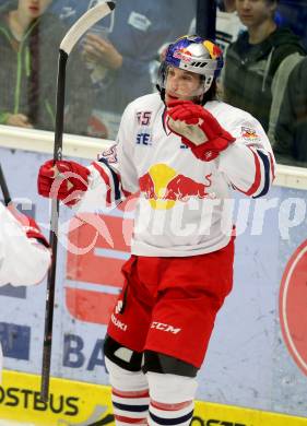 EBEL. Eishockey Bundesliga. EC VSV gegen EC Red Bull Salzburg. Torjubel Dave Meckler (Salzburg). Villach, am 25.10..2013.
Foto: Kuess 


---
pressefotos, pressefotografie, kuess, qs, qspictures, sport, bild, bilder, bilddatenbank