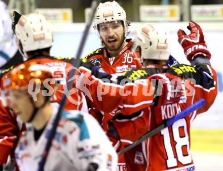 EBEL. Eishockey Bundesliga. KAC gegen EHC LIWEST Linz. Torjubel, Andreas Noedl, Thomas Koch (KAC). Klagenfurt, am 25.10.2013
Foto: Kuess 

---
pressefotos, pressefotografie, kuess, qs, qspictures, sport, bild, bilder, bilddatenbank