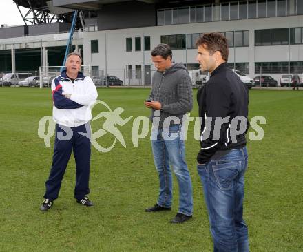 Fussball. SK Austria Klagenfurt. Joze Prelogar, Milenko Acimovic, Vorderegger Heimo. Klagenfurt, 12.9.2013.
Foto: Kuess
---
pressefotos, pressefotografie, kuess, qs, qspictures, sport, bild, bilder, bilddatenbank