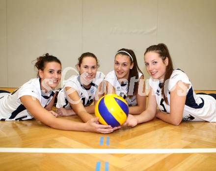 Volleyball. ATSC Wildcats. Kathrin Archer, Schmerlaib Lisa, Daniela Fankhauser, Bajde Anna. Klagenfurt, 5.10.2013.
Foto: Kuess
---
pressefotos, pressefotografie, kuess, qs, qspictures, sport, bild, bilder, bilddatenbank