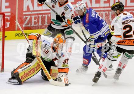 EBEL. Eishockey Bundesliga. EC VSV gegen Moser Medical Graz 99ers.  Markus Peintner,  (VSV), Danny Sabourin, Kristof Reinthaler (Graz). Villach, am 27.10..2013.
Foto: Kuess 


---
pressefotos, pressefotografie, kuess, qs, qspictures, sport, bild, bilder, bilddatenbank