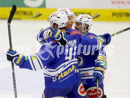 EBEL. Eishockey Bundesliga. EC VSV gegen Moser Medical Graz 99ers.  Torjubel Michael Forney, Mario Altmann, Klemen Pretnar (VSV). Villach, am 27.10..2013.
Foto: Kuess 


---
pressefotos, pressefotografie, kuess, qs, qspictures, sport, bild, bilder, bilddatenbank