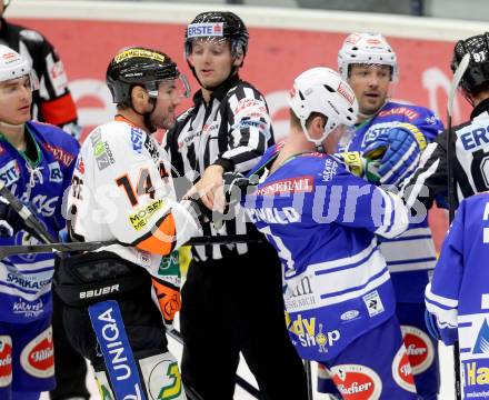 EBEL. Eishockey Bundesliga. EC VSV gegen Moser Medical Graz 99ers.  Alexander Rauchenwald, (VSV),  Guillaume Lefebvre (Graz). Villach, am 27.10..2013.
Foto: Kuess 


---
pressefotos, pressefotografie, kuess, qs, qspictures, sport, bild, bilder, bilddatenbank