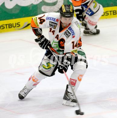 EBEL. Eishockey Bundesliga. EC VSV gegen Moser Medical Graz 99ers.  Guillaume Lefebvre (Graz). Villach, am 27.10..2013.
Foto: Kuess 


---
pressefotos, pressefotografie, kuess, qs, qspictures, sport, bild, bilder, bilddatenbank