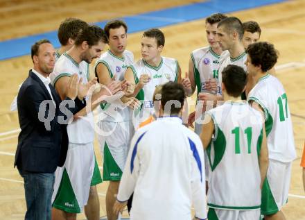 Basketball 2. Bundesliga. KOS Klagenfurt/Celovec gegen Panaceo Villach Raiders. Jubel KOS. Klagenfurt, 26.10.2013.
Foto: Kuess
---
pressefotos, pressefotografie, kuess, qs, qspictures, sport, bild, bilder, bilddatenbank