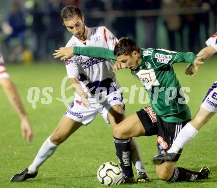 Fussball OEFB Cup. SAK gegen SV Josko Ried. Murat Veliu,  (SAK), Robert Zulj (Ried). Welzenegg, am 29.10.2013.
Foto: Kuess
---
pressefotos, pressefotografie, kuess, qs, qspictures, sport, bild, bilder, bilddatenbank