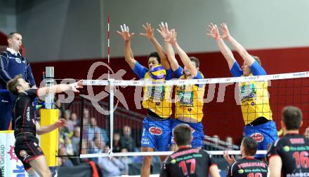 Volleyball Champions League. SK Posijilnica Aich/Dob gegen Lube Banca Marche MACERATA. Valdir de Sousa Sequeira, Danijel Koncilja, Stanislaw Wawrzynczyk  (Aich/Dob). Klagenfurt, am 30.10.2013.
Foto: Kuess
---
pressefotos, pressefotografie, kuess, qs, qspictures, sport, bild, bilder, bilddatenbank