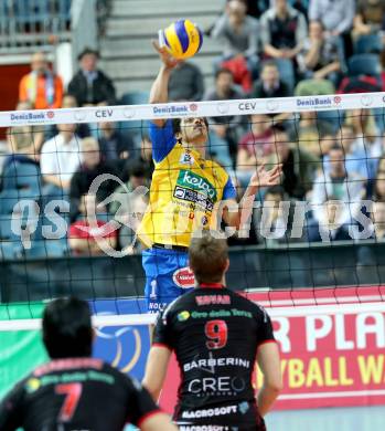 Volleyball Champions League. SK Posijilnica Aich/Dob gegen Lube Banca Marche MACERATA. Valdir de Sousa Sequeira (Aich/Dob). Klagenfurt, am 30.10.2013.
Foto: Kuess
---
pressefotos, pressefotografie, kuess, qs, qspictures, sport, bild, bilder, bilddatenbank