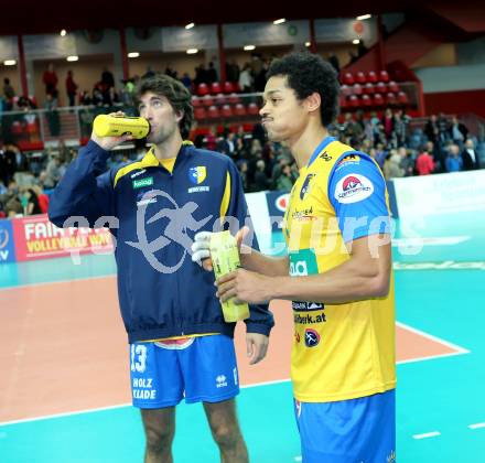 Volleyball Champions League. SK Posijilnica Aich/Dob gegen Lube Banca Marche MACERATA. Gerald Reiser, Valdir de Sousa Sequeira (Aich/Dob). Klagenfurt, am 30.10.2013.
Foto: Kuess
---
pressefotos, pressefotografie, kuess, qs, qspictures, sport, bild, bilder, bilddatenbank