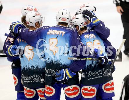 EBEL. Eishockey Bundesliga. EC VSV gegen SAPA Fehervar AV19. Torjubel John Hughes, Gerhard Unterluggauer, Cole Jarrett, Marco Pewal (VSV). Villach, am 31.10..2013.
Foto: Kuess 


---
pressefotos, pressefotografie, kuess, qs, qspictures, sport, bild, bilder, bilddatenbank