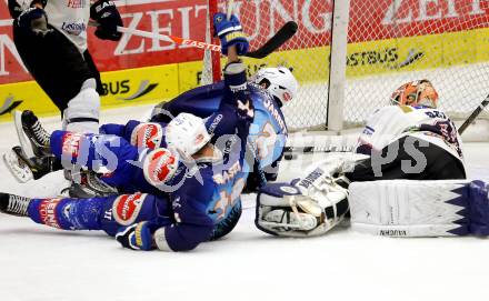 EBEL. Eishockey Bundesliga. EC VSV gegen SAPA Fehervar AV19.  Torjubel Curtis Fraser (VSV). Villach, am 31.10..2013.
Foto: Kuess 


---
pressefotos, pressefotografie, kuess, qs, qspictures, sport, bild, bilder, bilddatenbank