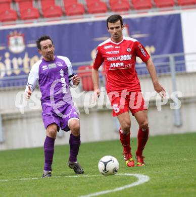 Fussball. Regionalliga. Austria Klagenfurt gegen Vorwaerts Steyr. Matthias Dollinger (K) (Austria Klagenfurt), Goran Aleksic (Vorwaerts Steyr). Klagenfurt, 2.11.2013.
Foto: Kuess 
---
pressefotos, pressefotografie, kuess, qs, qspictures, sport, bild, bilder, bilddatenbank