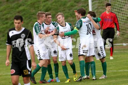 Fussball Kaerntner Liga. SV Feldkirchen/Oberglan gegen SV Spittal/Drau. Torjubel Feldkirchen. Feldkirchen, am 2.11.2013.
Foto: Kuess
---
pressefotos, pressefotografie, kuess, qs, qspictures, sport, bild, bilder, bilddatenbank