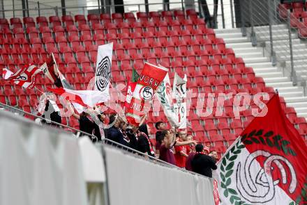 Fussball. Regionalliga. Austria Klagenfurt gegen Vorwaerts Steyr. Fans (Vorwaerts Steyr). Klagenfurt, 2.11.2013.
Foto: Kuess 
---
pressefotos, pressefotografie, kuess, qs, qspictures, sport, bild, bilder, bilddatenbank