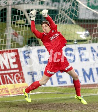 Fussball Bundesliga. RZ Pellets WAC gegen SV Scholz Groedig. Cican Stankovic (Groedig). Wolfsberg, 2.11.2013.
Foto: Kuess

---
pressefotos, pressefotografie, kuess, qs, qspictures, sport, bild, bilder, bilddatenbank