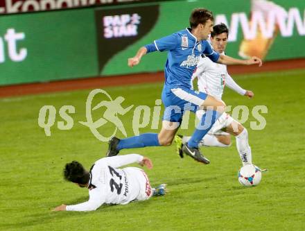 Fussball Bundesliga. RZ Pellets WAC gegen SV Scholz Groedig. Michele Polverino, David De Paula, (WAC), Correa Miranda Tomas Esteban  (Groedig). Wolfsberg, 2.11.2013.
Foto: Kuess

---
pressefotos, pressefotografie, kuess, qs, qspictures, sport, bild, bilder, bilddatenbank