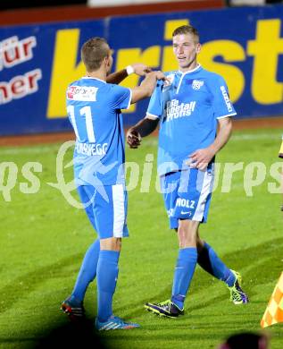 Fussball Bundesliga. RZ Pellets WAC gegen SV Scholz Groedig. Torjubel Tadej Trdina, Peter Tschernegg (Groedig). Wolfsberg, 2.11.2013.
Foto: Kuess

---
pressefotos, pressefotografie, kuess, qs, qspictures, sport, bild, bilder, bilddatenbank