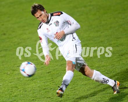 Fussball Bundesliga. RZ Pellets WAC gegen SV Scholz Groedig. Dario Baldauf (WAC). Wolfsberg, 2.11.2013.
Foto: Kuess

---
pressefotos, pressefotografie, kuess, qs, qspictures, sport, bild, bilder, bilddatenbank