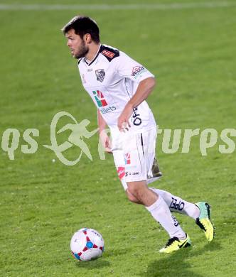 Fussball Bundesliga. RZ Pellets WAC gegen SV Scholz Groedig. Nemanja Rnic (WAC). Wolfsberg, 2.11.2013.
Foto: Kuess

---
pressefotos, pressefotografie, kuess, qs, qspictures, sport, bild, bilder, bilddatenbank