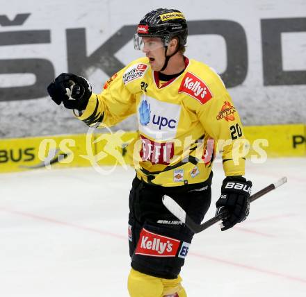 EBEL. Eishockey Bundesliga. EC VSV gegen UPC Vienna Capitals.  Torjubel Marcus Olsson, (Caps). Villach, am 3.11.2013.
Foto: Kuess 


---
pressefotos, pressefotografie, kuess, qs, qspictures, sport, bild, bilder, bilddatenbank