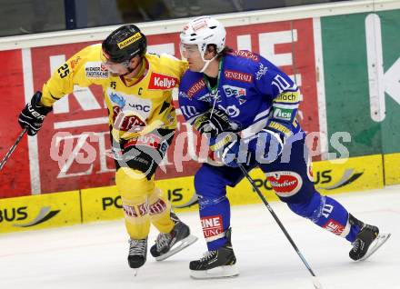 EBEL. Eishockey Bundesliga. EC VSV gegen UPC Vienna Capitals. Brock McBride,  (VSV), Benoit Gratton (Caps). Villach, am 3.11.2013.
Foto: Kuess 


---
pressefotos, pressefotografie, kuess, qs, qspictures, sport, bild, bilder, bilddatenbank