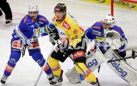 EBEL. Eishockey Bundesliga. EC VSV gegen UPC Vienna Capitals. Klemen Pretnar, Jean Philippe Lamoureux,  (VSV), Marcus Olsson (Caps). Villach, am 3.11.2013.
Foto: Kuess 


---
pressefotos, pressefotografie, kuess, qs, qspictures, sport, bild, bilder, bilddatenbank