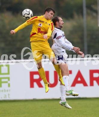 Fussball Regionalliga. SAK gegen KSV Amateure.  Marjan Kropiunik, (SAK), Miroslav Beljan (KSV). Welzenegg, am 3.11.2013.
Foto: Kuess
---
pressefotos, pressefotografie, kuess, qs, qspictures, sport, bild, bilder, bilddatenbank