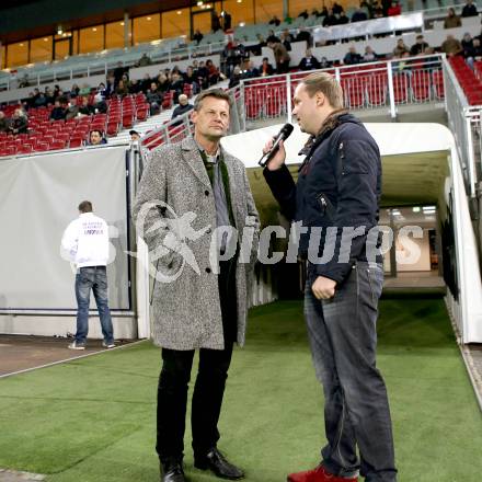 Fussball Regionalliga. SK Austria klagenfurt gegen KSV Amateure. Buergermeister Christian Scheider, Christian Rosenzopf. Klagenfurt, 8.11.2013.
Foto: Kuess
---
pressefotos, pressefotografie, kuess, qs, qspictures, sport, bild, bilder, bilddatenbank