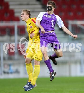 Fussball Regionalliga. SK Austria klagenfurt gegen KSV Amateure. Patrik Eler,  (Austria Klagenfurt), Raphael Mayr (KSV Amateure). Klagenfurt, 8.11.2013.
Foto: Kuess
---
pressefotos, pressefotografie, kuess, qs, qspictures, sport, bild, bilder, bilddatenbank